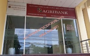 Cửa kính tự động ngân hàng AGRIBANK