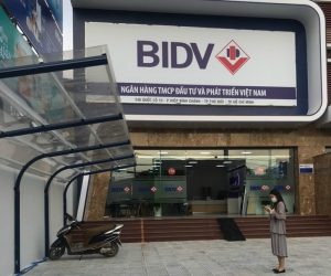 Cửa tự động ngân hang BIDV